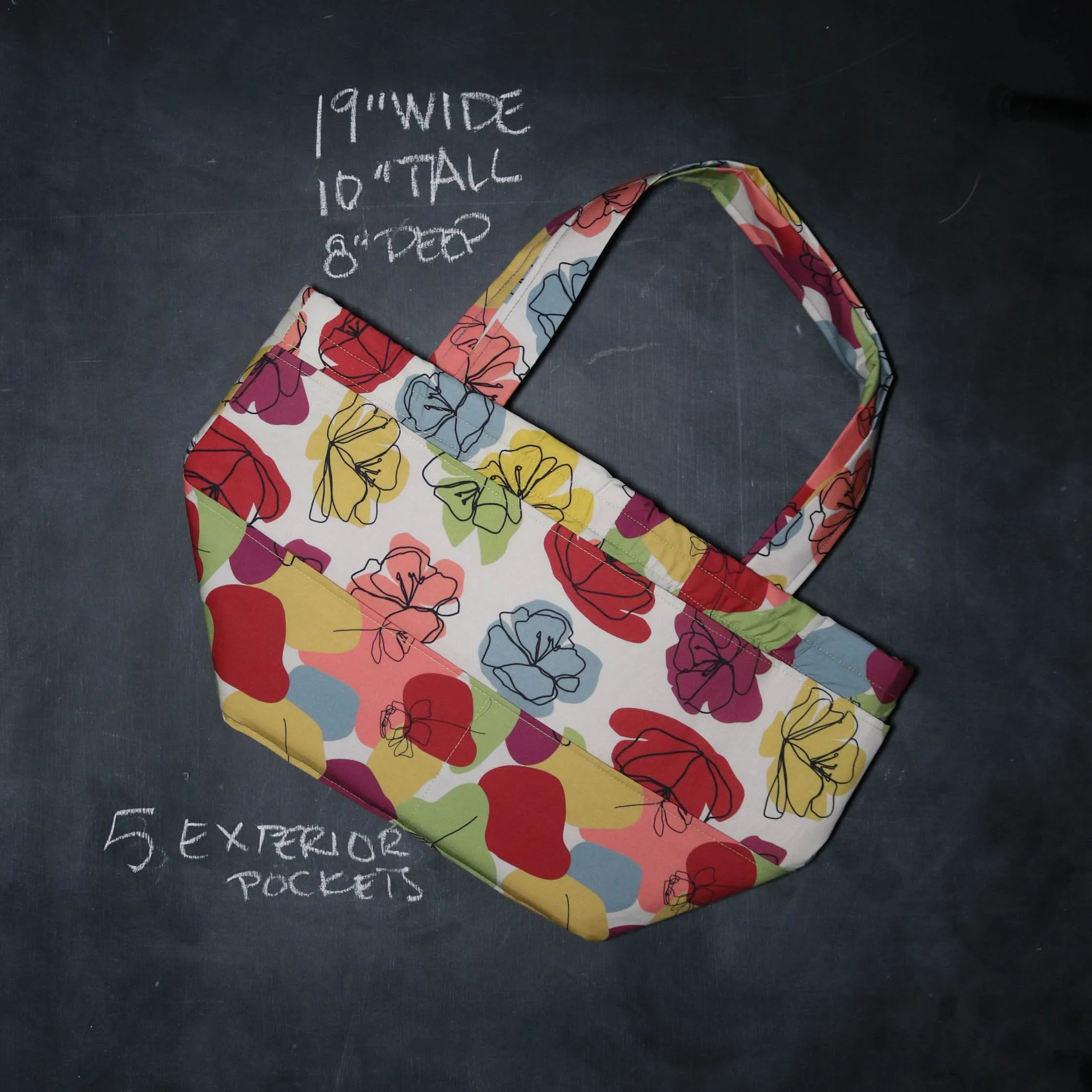 Barrel Tote Bag in Pencil Blooms