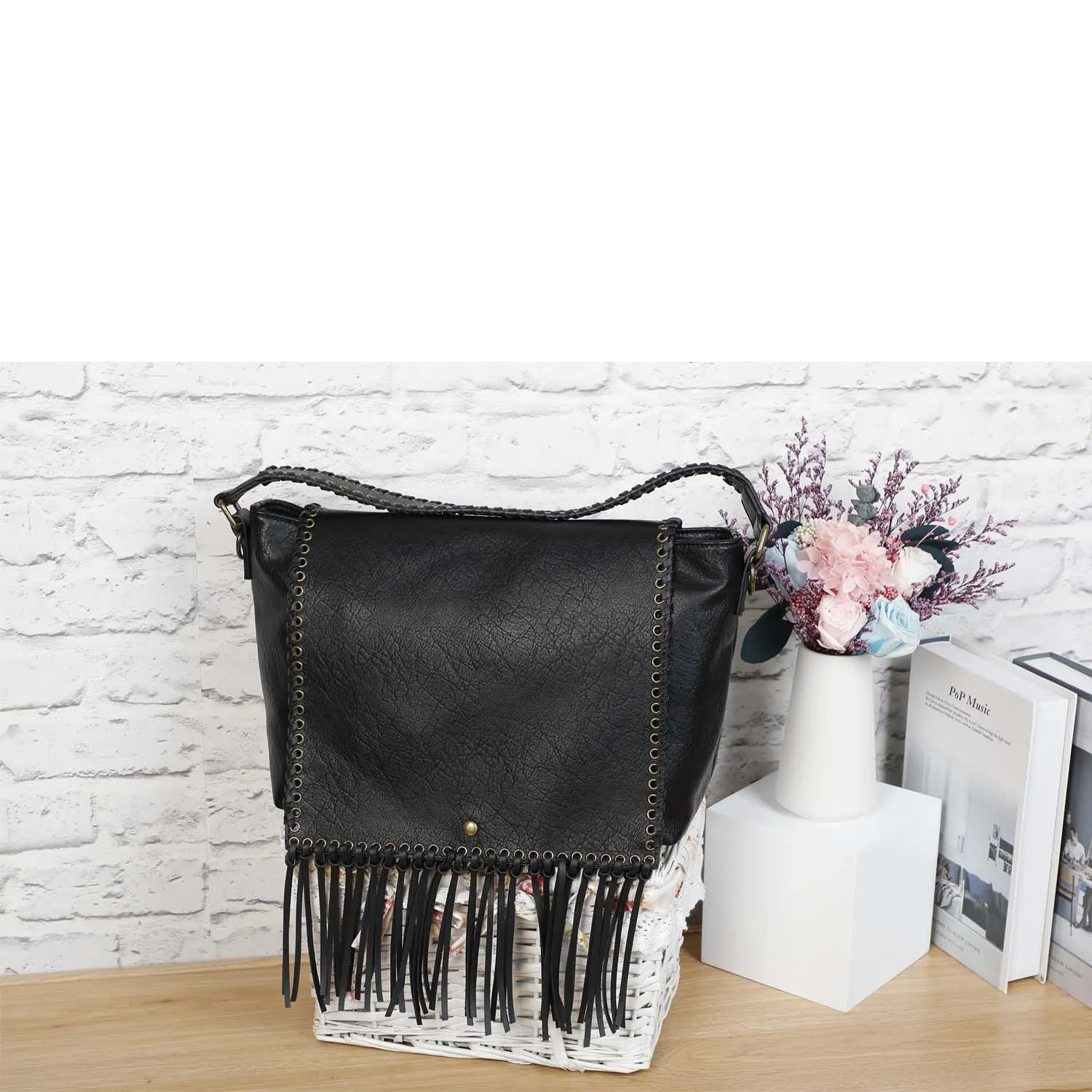 Lacey Fringe Messenger - Black