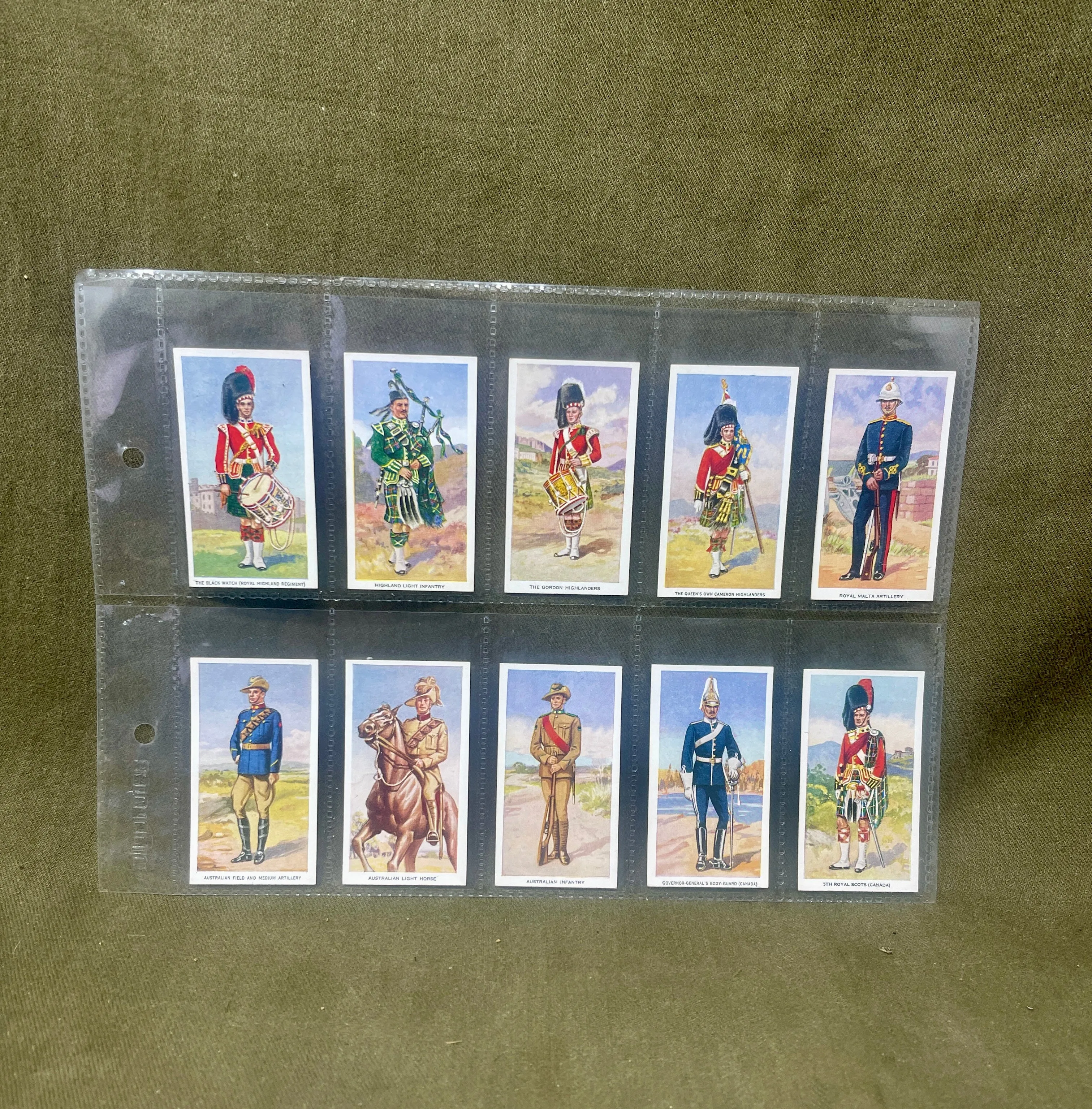 Original  Philips Ltd Soldiers of the King  Cigarette Cards