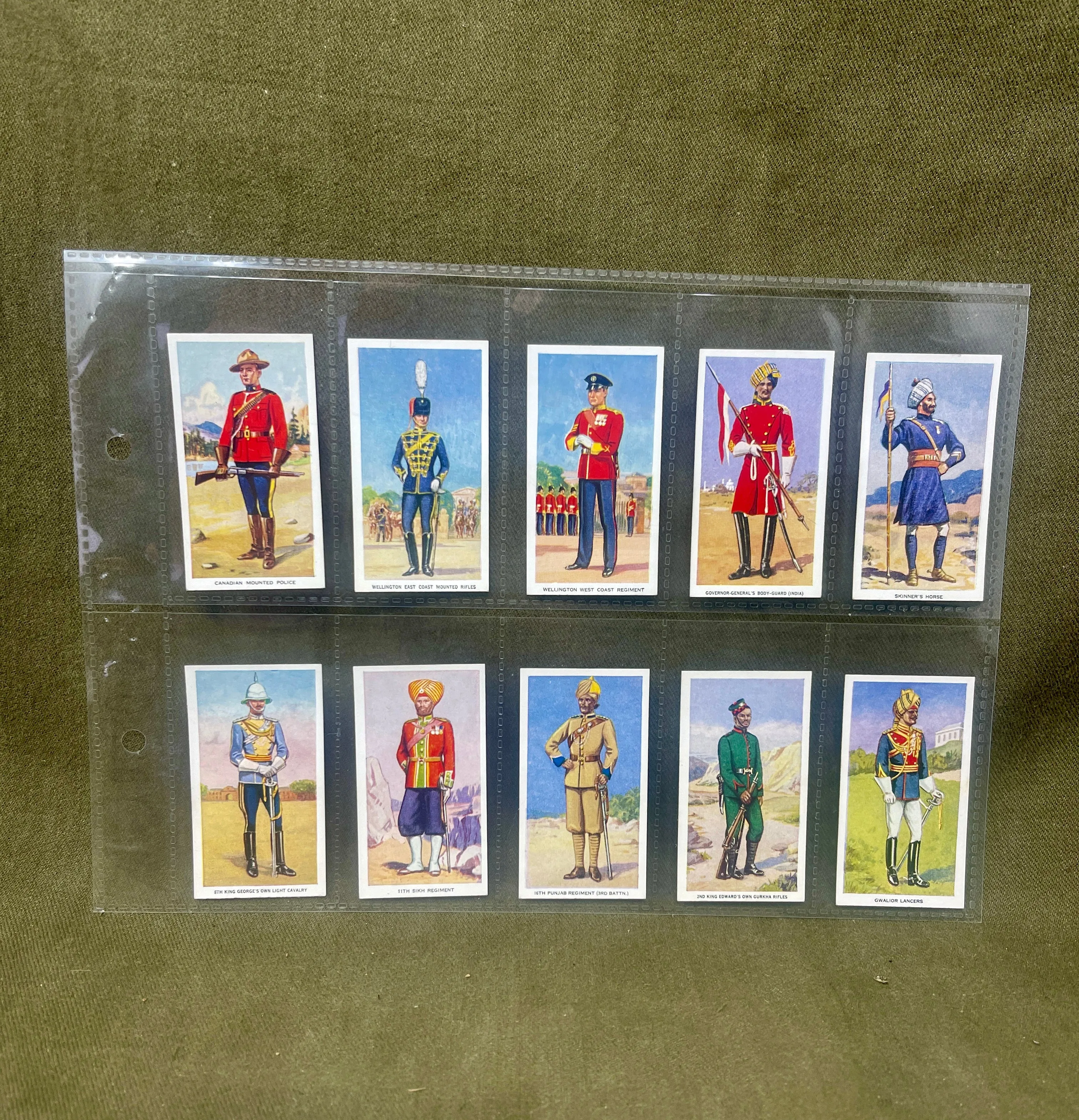 Original  Philips Ltd Soldiers of the King  Cigarette Cards