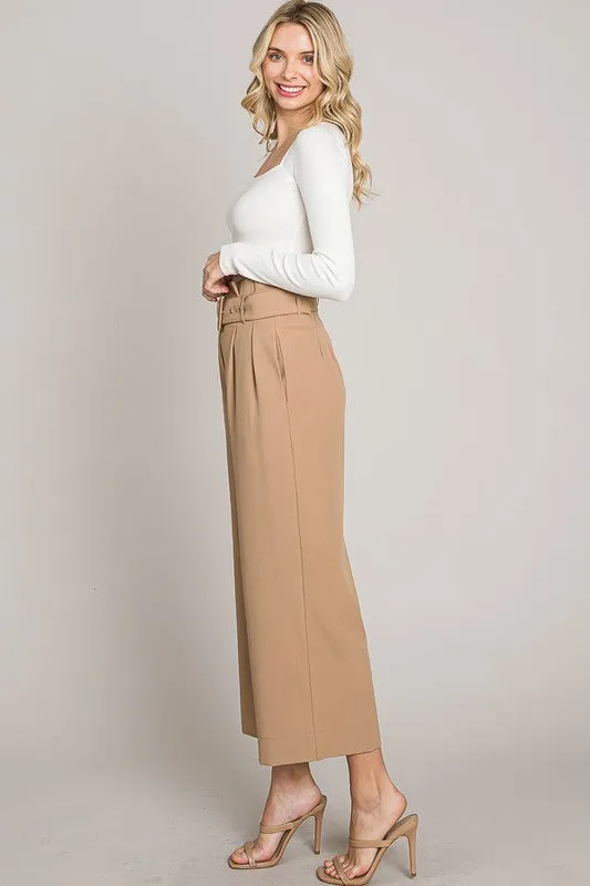 Pantalon A la Cintura con Cinturón Corte Wide Leg