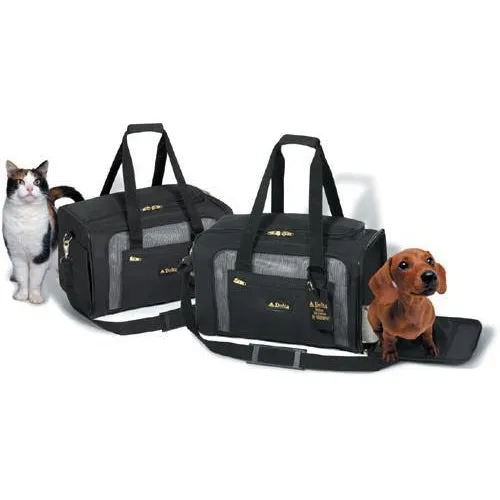 Sherpa Delta Deluxe Pet Carrier