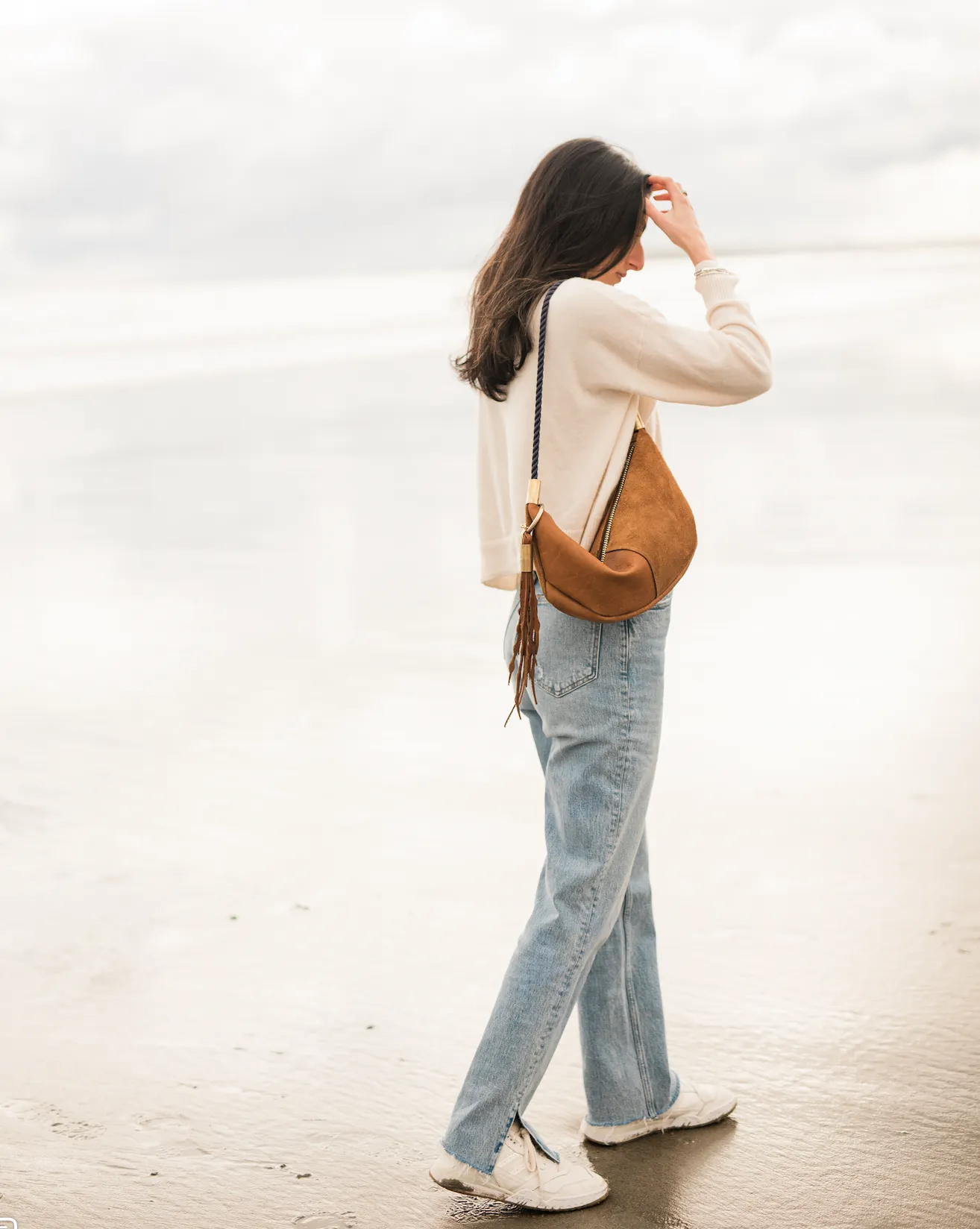 Sling Bag in Beach Nut Leather