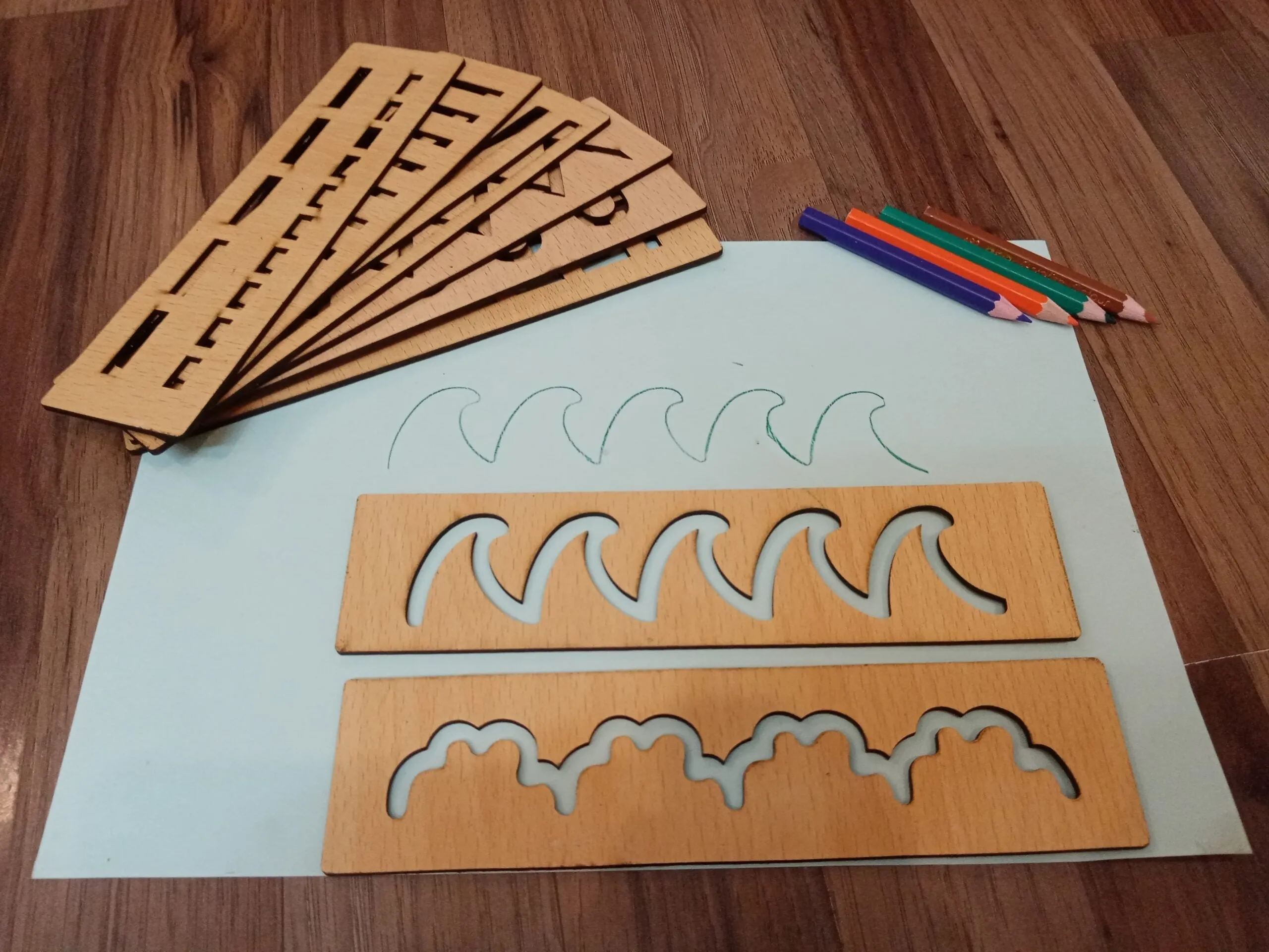 Wooden Montessori Pattern Stencil Set - 016